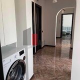 Inchiriez apartament 3 camere  si loc de parcare in zona Piata Gorjului